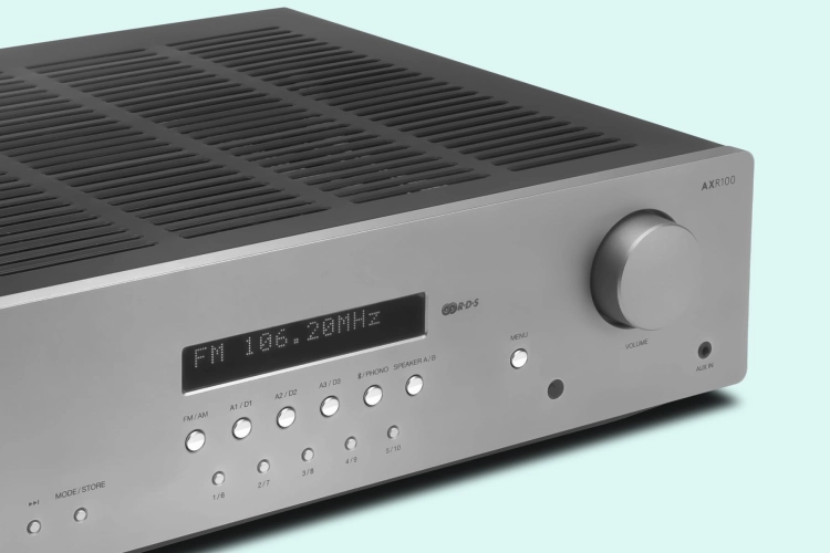 Cambridge_AXR100_3front.jpg