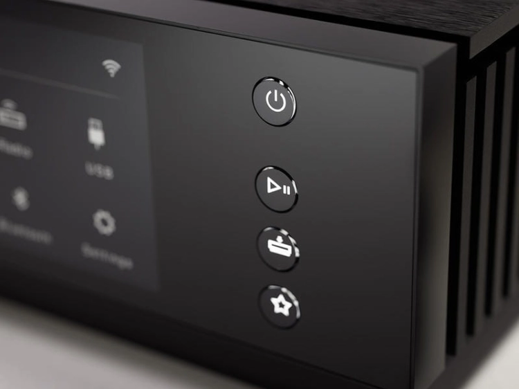 Uniti Atom Headphone Edition 02.jpg