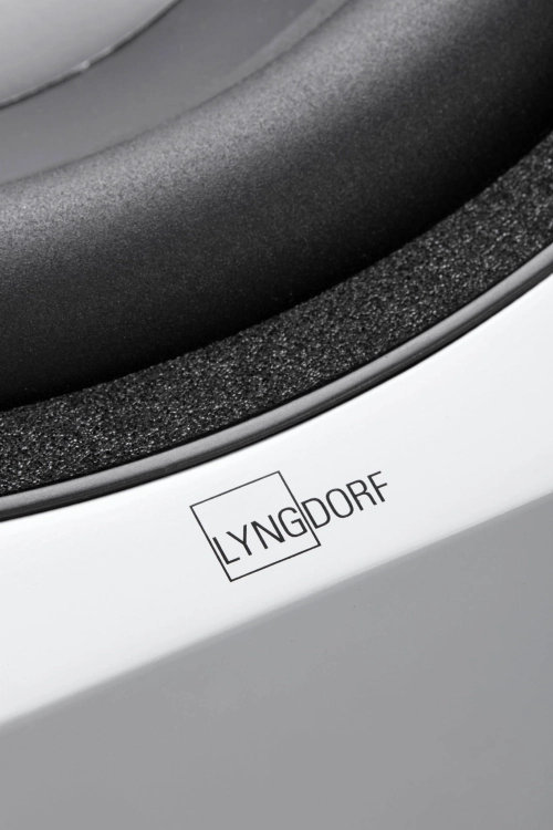 Lyngdorf BW-2_07.jpg