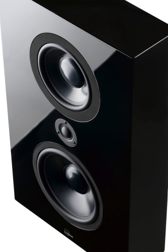Lyngdorf FR-1 black closeup.jpg
