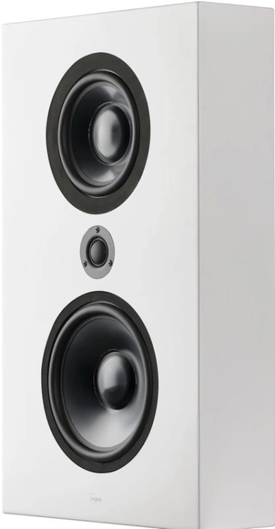 Lyngdorf FR-1 without grill angle2.jpg