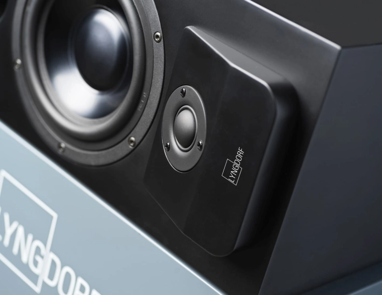 Close-up1.jpg