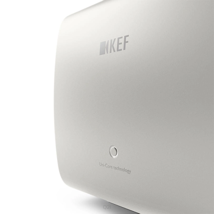 KC62_Carbon_White_04.jpg