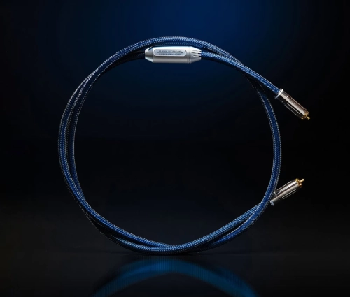 Classic Legend 380i RCA_01.webp