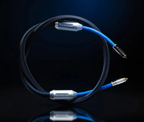 Classic Legend 680i RCA_01.webp