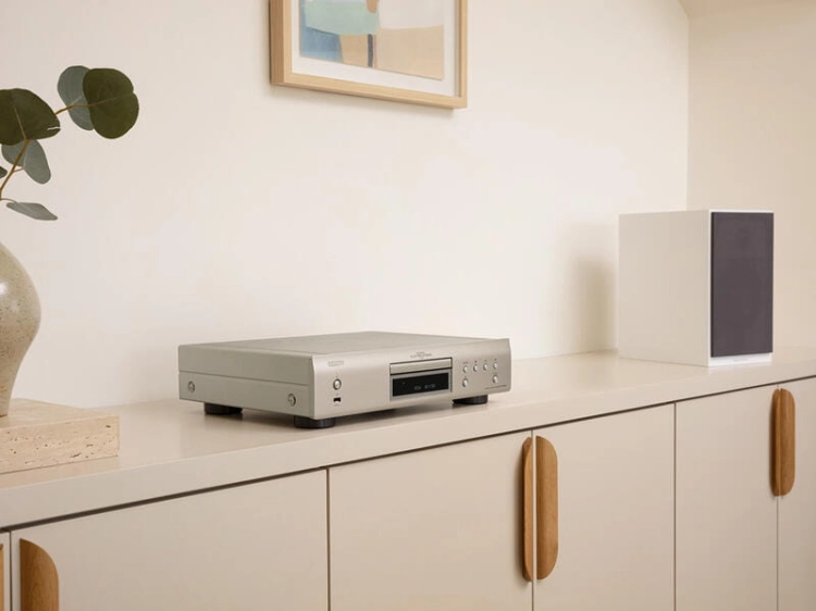 DENON DCD-900NE SILVER_04.jpg