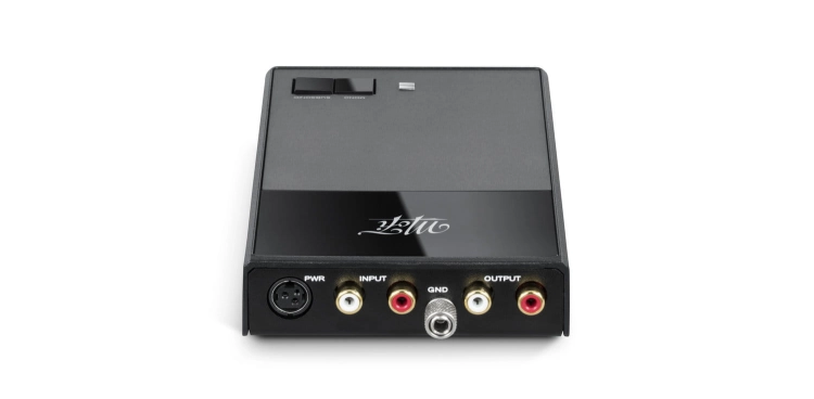 MoFi_Electronics_StudioPhono_Phonostage_Back.jpg