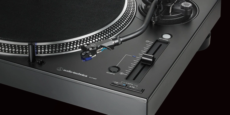 Audio-Technica AT-LP140XP_04.jpg