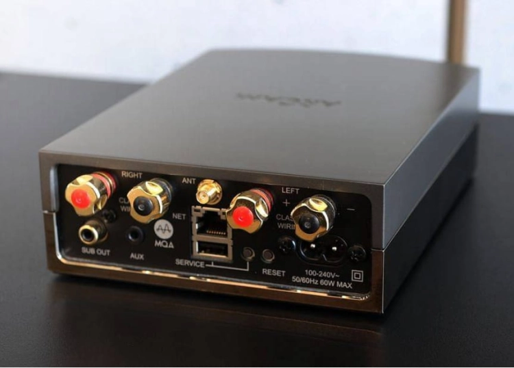 Arcam Solo UNO 01.jpg