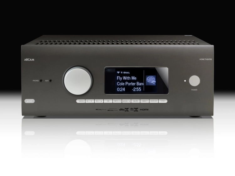 AVR5 streaming - Front Top+reflection+bwall.jpg