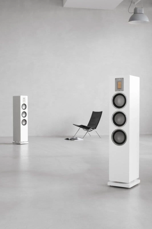 eng_pl_Audiovector-QR-5-White-Silk-4234_4.jpg