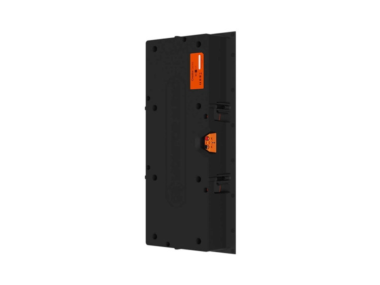ma_creator_w2m-cp_back-iso.jpg