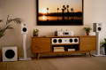 LS_JBL_240BWHT_WideProductNextToCrednenzaGrillOff_WidePDPPage_01032.png