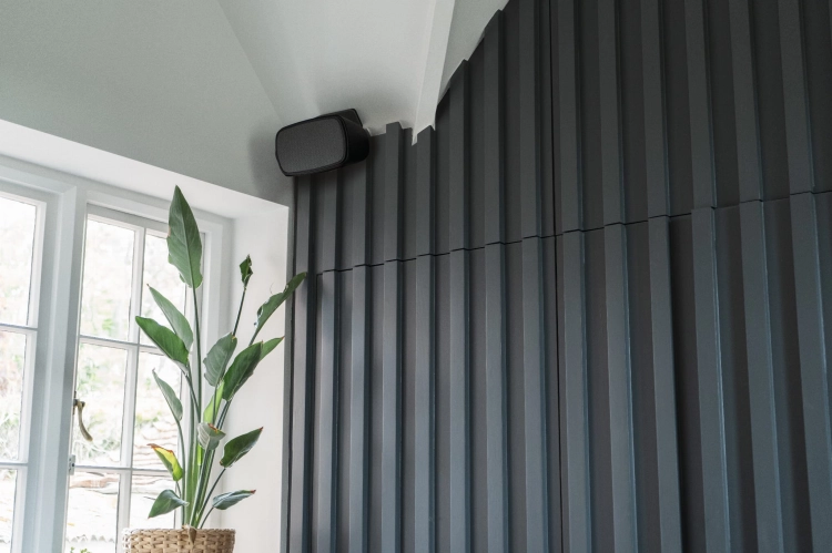 MA_Climate-Series-3G_Lifestyle_CL-S_Black_1.jpg