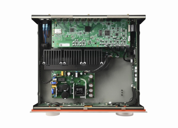 LS_JBL_MA9100HP_RECEIVERS_Internal_WHTJPEG.jpg
