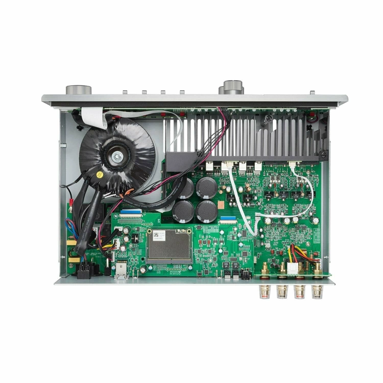 JBL-SA750-Interior.jpg