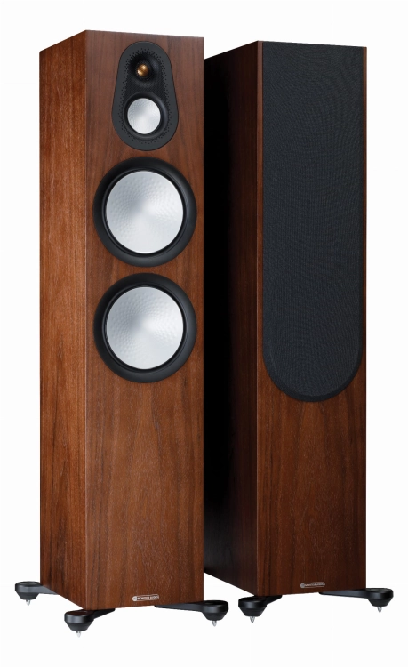 MA_Silver_500_Iso_Pair_Walnut_Grille_On_Off.jpg