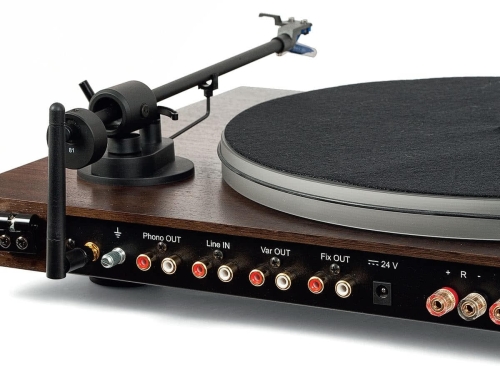 dz0xMjAwJmg9ODgw_src_52072-pro-ject-juke-box-2-audiocompl-fot1.jpg