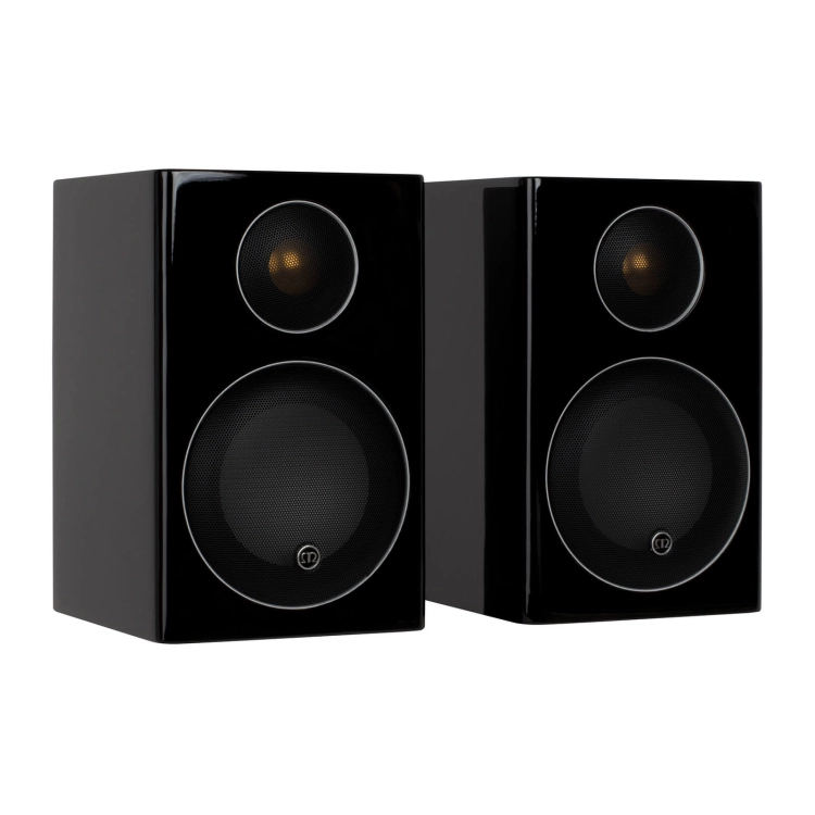 ma_radius_90_black_iso_pair-1.jpg