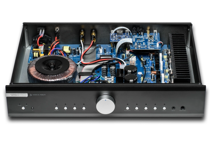 B1xi-detail-2_2.png