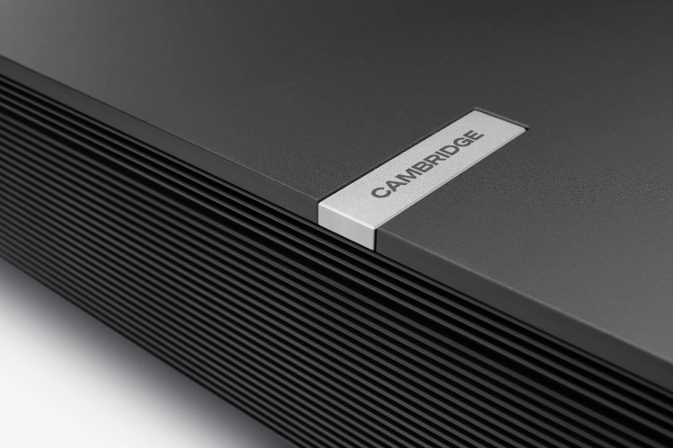 EVO150_DetailSelects_LogoBlack.jpg