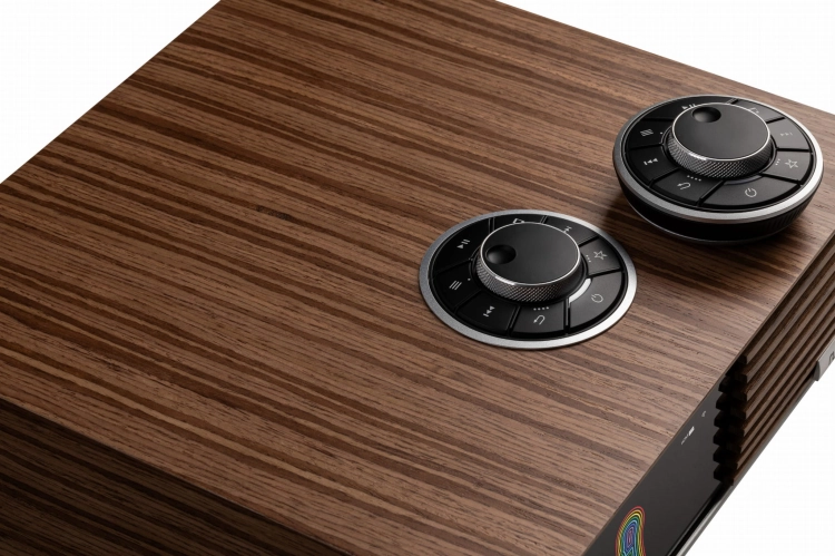 2024-07-24 R610 Walnut top dial remote v2.jpg