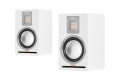 audiovector-qr-1-se-white-silk-kolumny-podstawkowe.jpg
