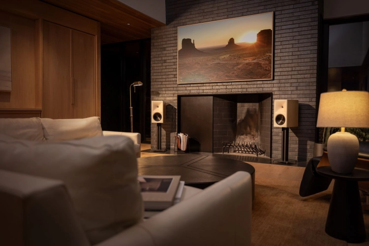 dz0xNDAwJmg9OTM0_src_85434-Klipsch-Nines_II-fot3.jpg