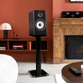 lifestyle-solstice-3-black.webp