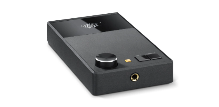 MoFi_Electronics_UltraPhono_Phonostage_Angle_Right.jpg