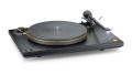 MoFi_Electronics_UltraDeck_Turntable_Angle_Right2.jpg