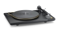 MoFi_Electronics_StudioDeck_Turntable_Angle_Right.jpg